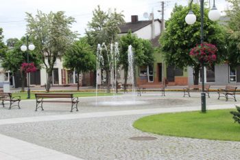 Plac Wolności w Głownie
