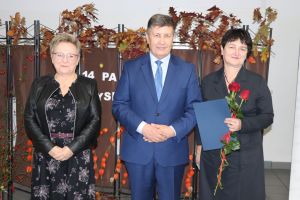 Burmistrz z Dyrektor SP3 i Panią Dorotą Janeczek