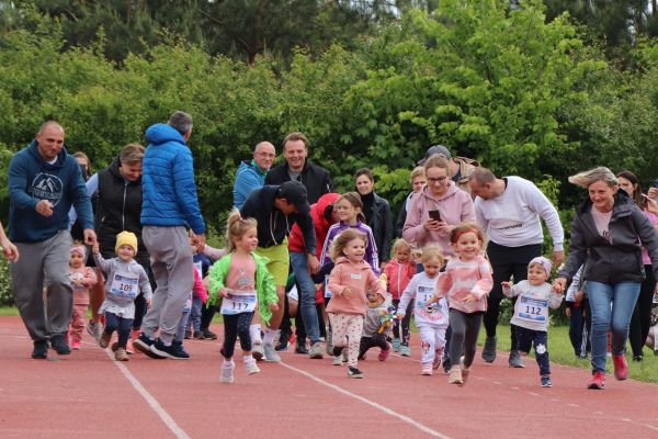 Radość z biegania - IX Rodzinny Piknik Biegowy