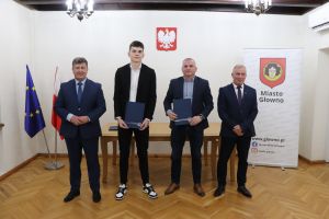 stypendia sportowe Burmistrza Głowna