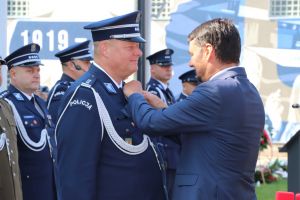 Odsłonięcie tablicy ku czci poległych policjantów