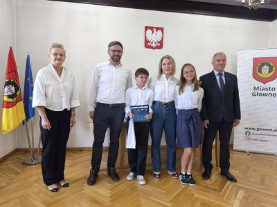 Uroczystość rozdania Nagród Burmistrza dla najlepszych uczniów w roku szkolnym 2024/25