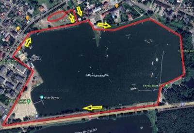 Kategoria Głowieńska Piątka; Długość biegu: 5000 m 1 okrążenie po trawie i dwa wokół zalewu Mrożyczka