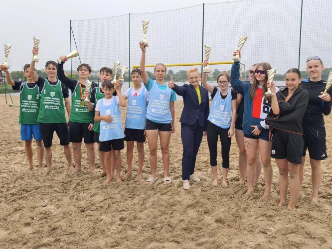 Podsumowanie-XIV Turnieju Siatkówki Plażowej o Puchar Burmistrza Głowna